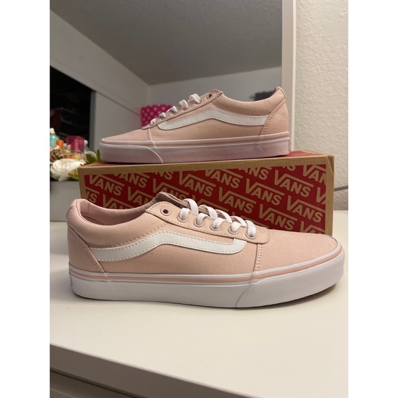 Vans Shoes - NWT Vans Ward Canvas Sepia Rose Size 9.5